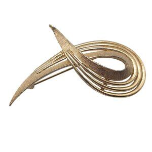 Vintage Boucher Gold Tone Ribbon Brooch Numbered Piece 8674 Circa 1960s